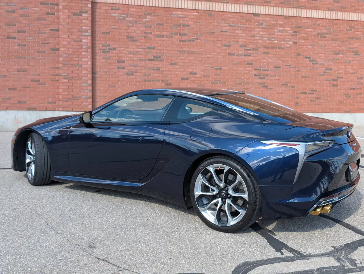 Lexus LC - Image 2