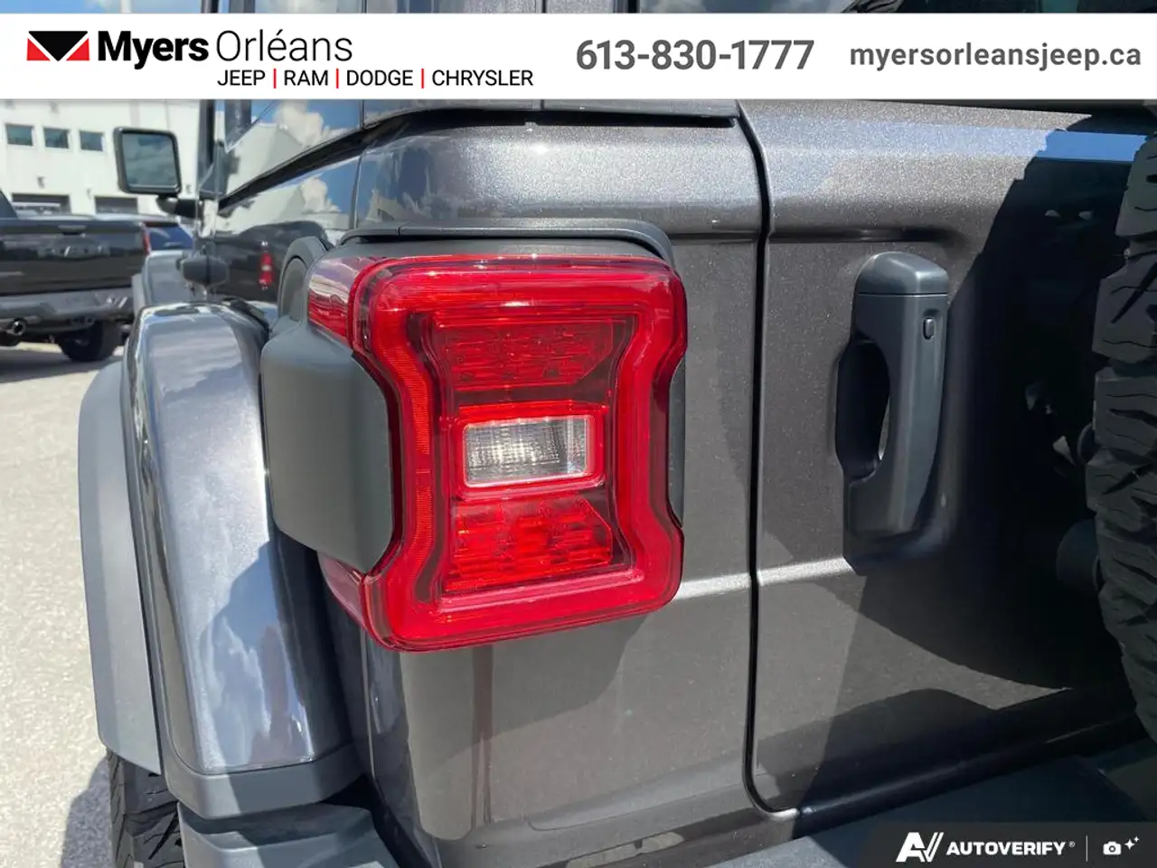 Jeep Wrangler - Image 12