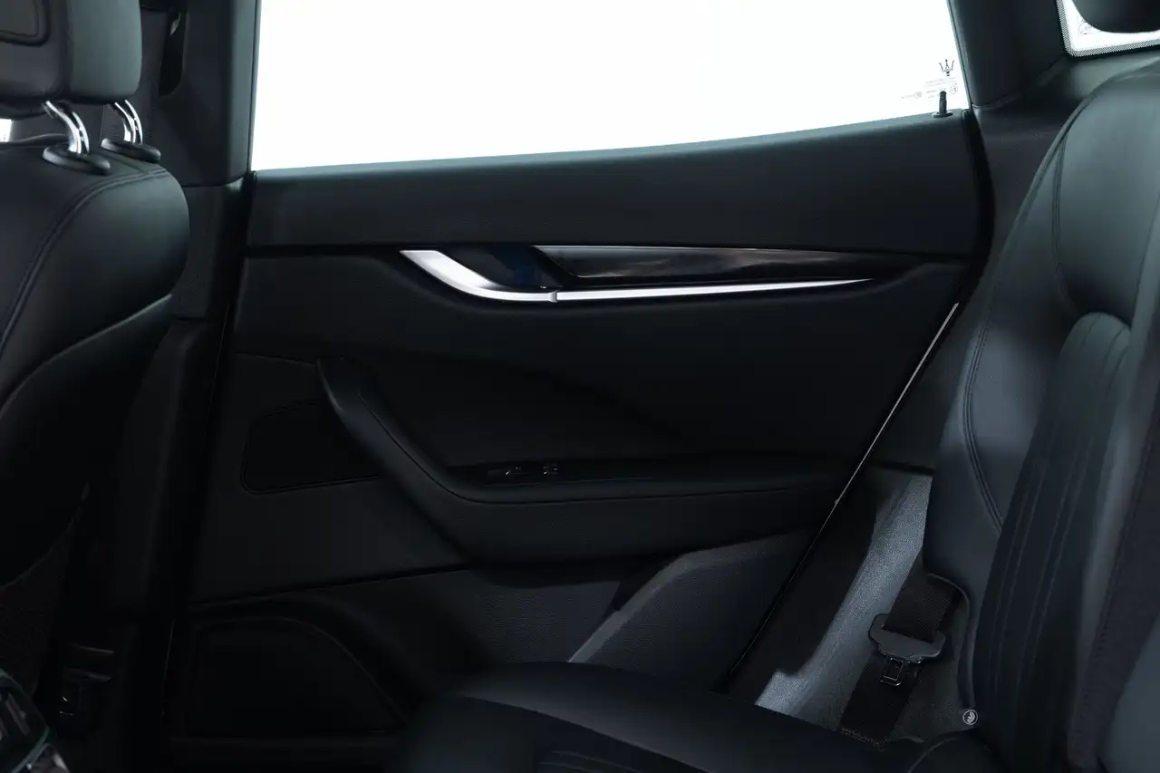 Maserati Levante - Image 26