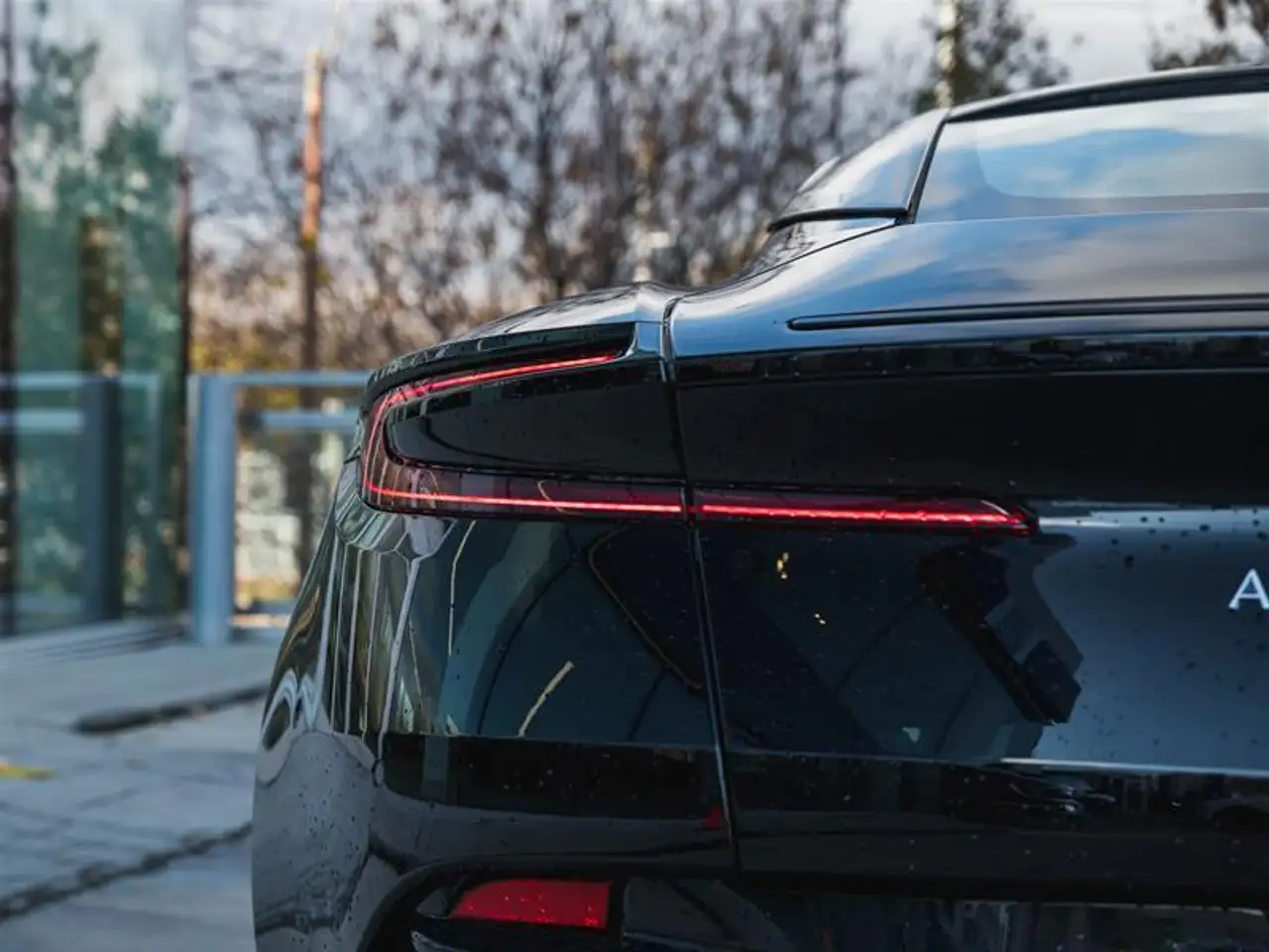 Aston Martin DB12 - Image 9
