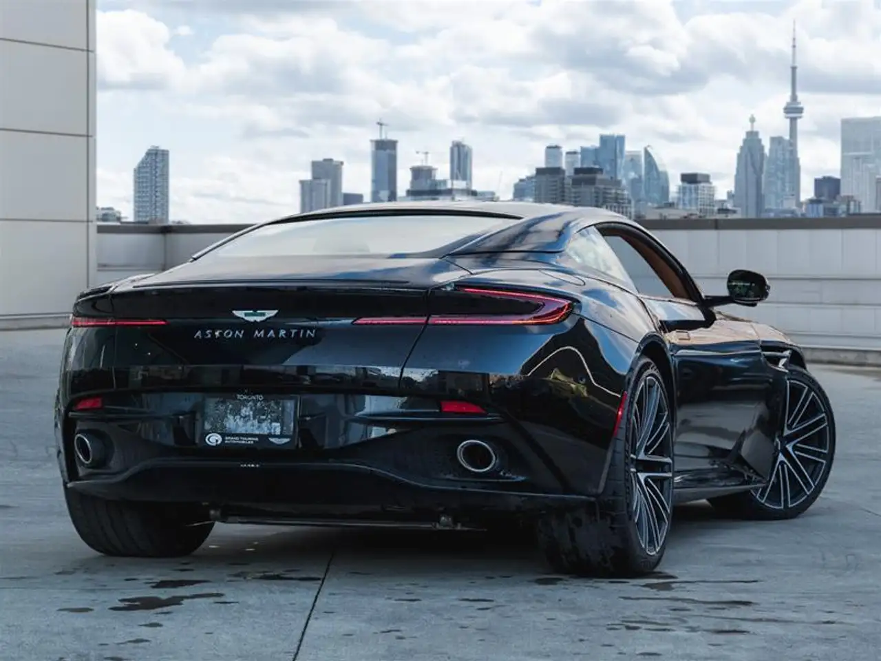 Aston Martin DB12 - Image 5