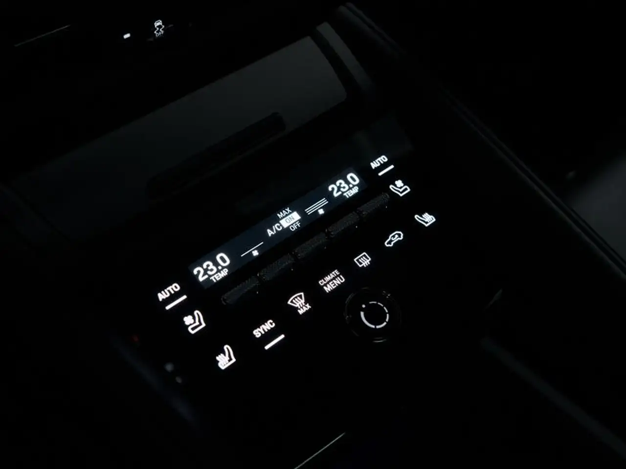 Porsche Macan - Image 33