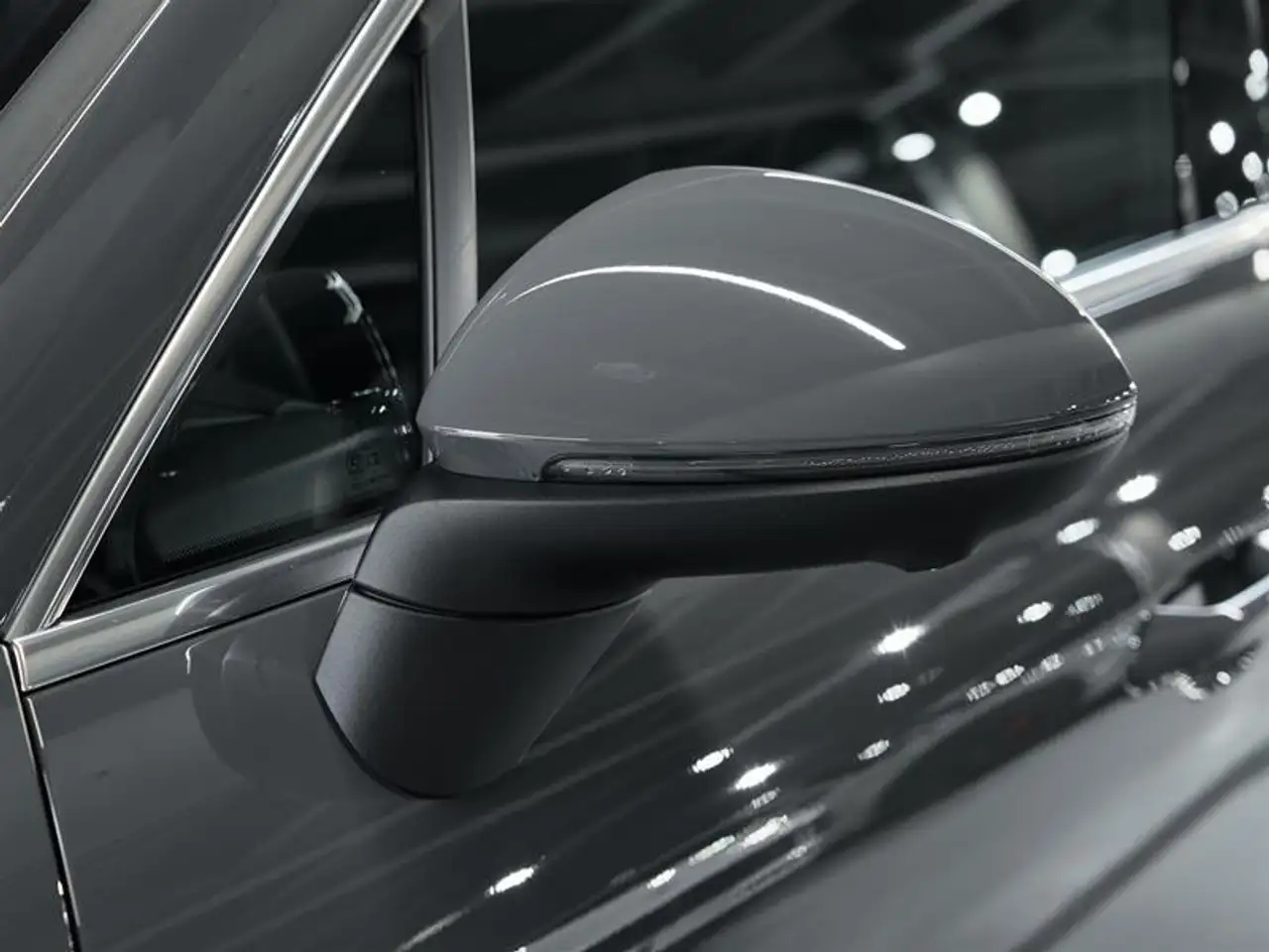 Porsche Macan - Image 12