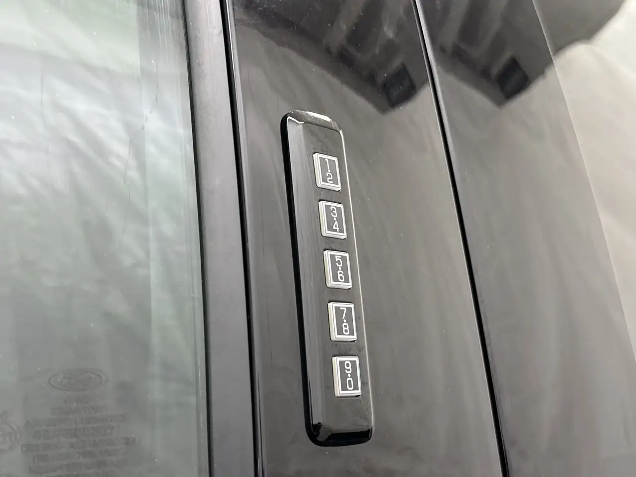 Ford F-150 - Image 9