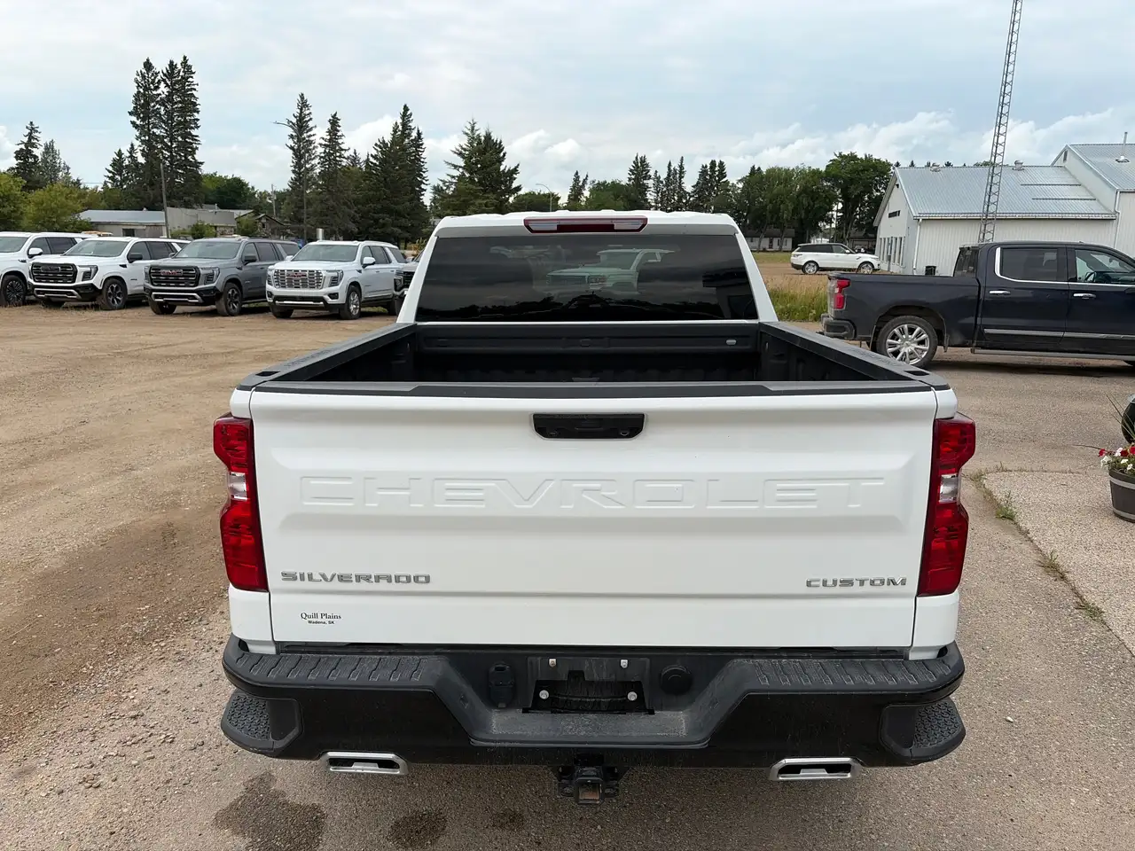 Chevrolet Silverado 1500 - Image 4
