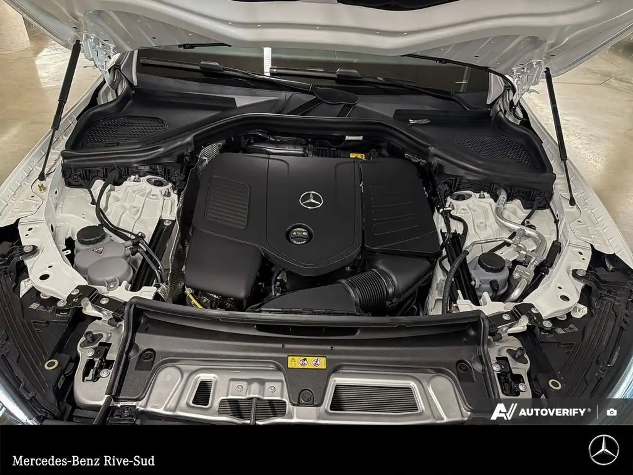 Mercedes-Benz GLC - Image 21