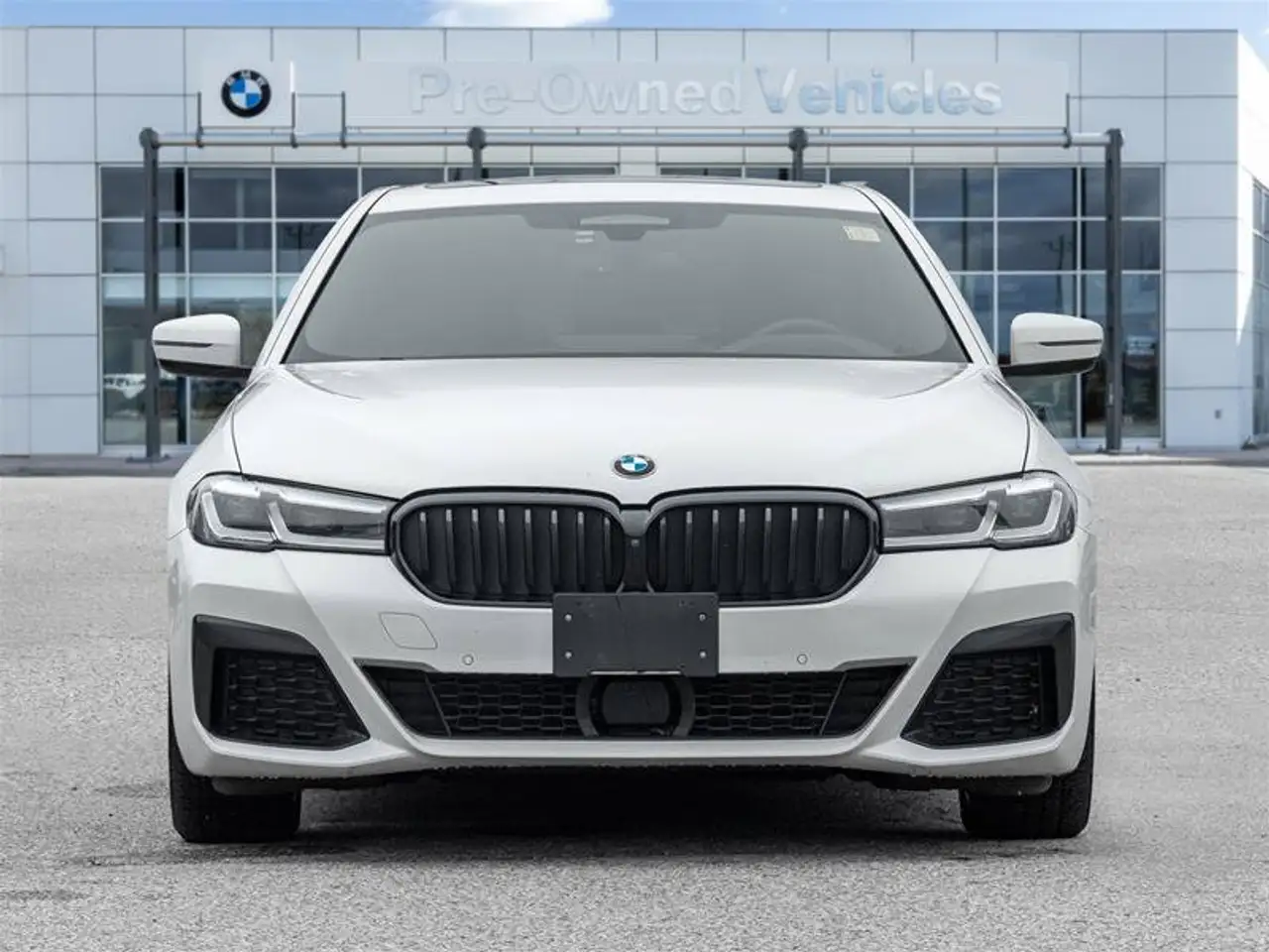 BMW 5 Series - Image 3