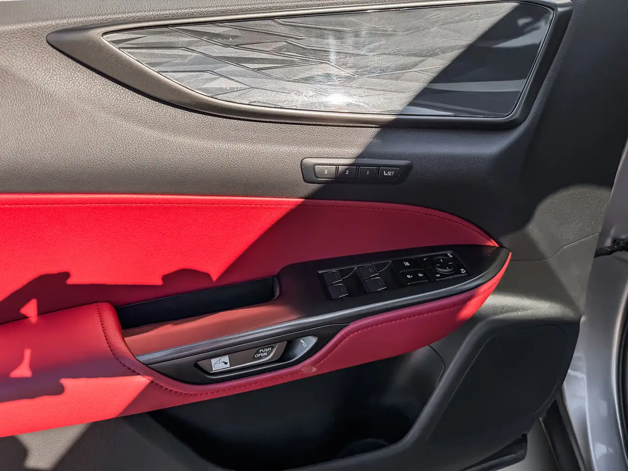 Lexus NX - Image 13