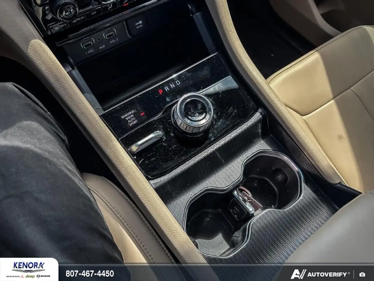 Jeep Grand Cherokee - Image 18
