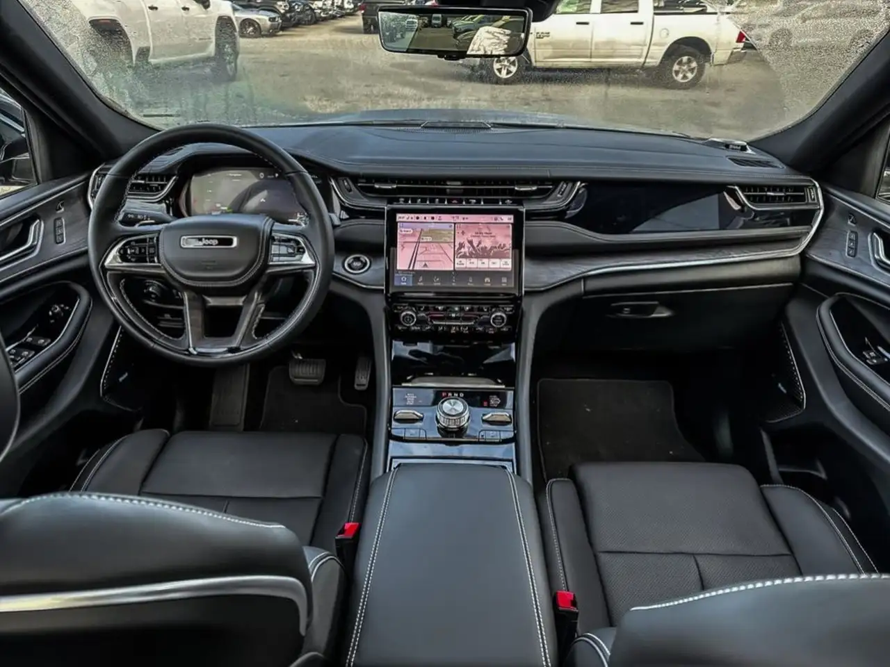 Jeep Grand Cherokee - Image 19