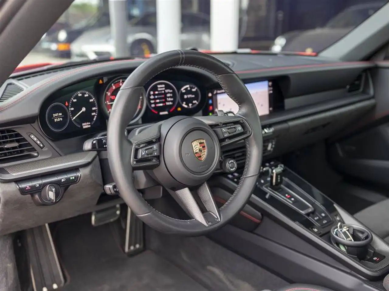 Porsche 911 - Image 28