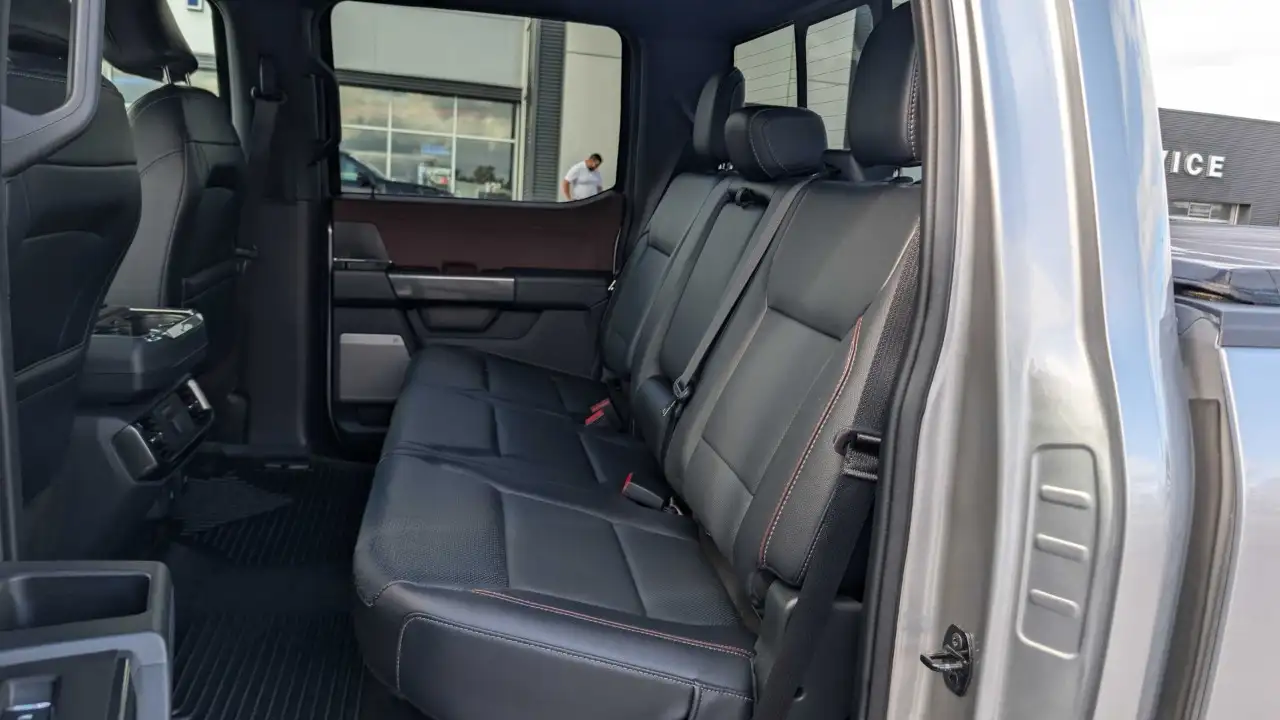 Ford F-150 - Image 11