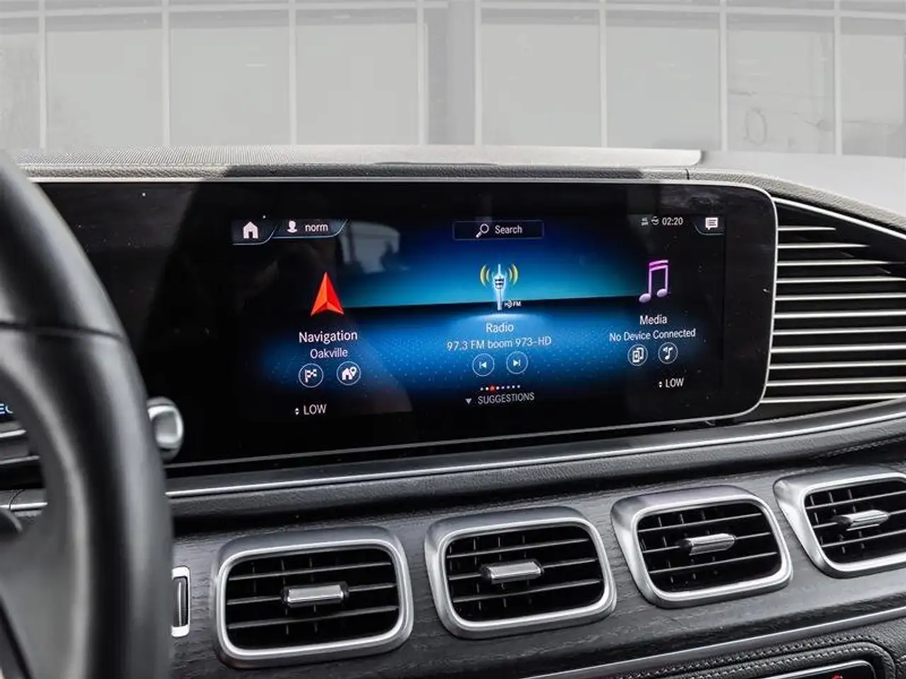 Mercedes-Benz GLS - Image 31
