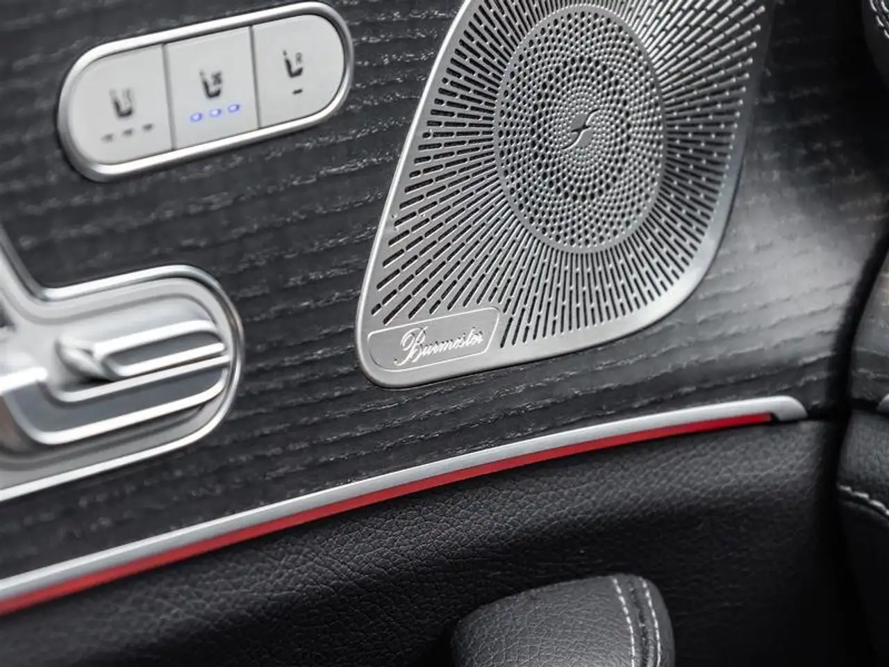 Mercedes-Benz GLS - Image 20