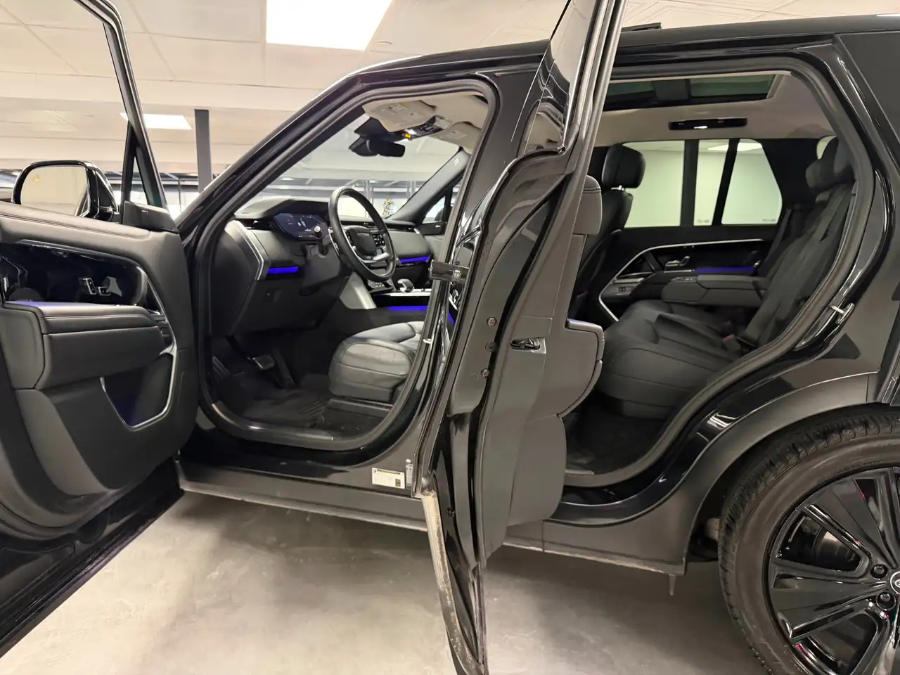 Land Rover Range Rover - Image 19