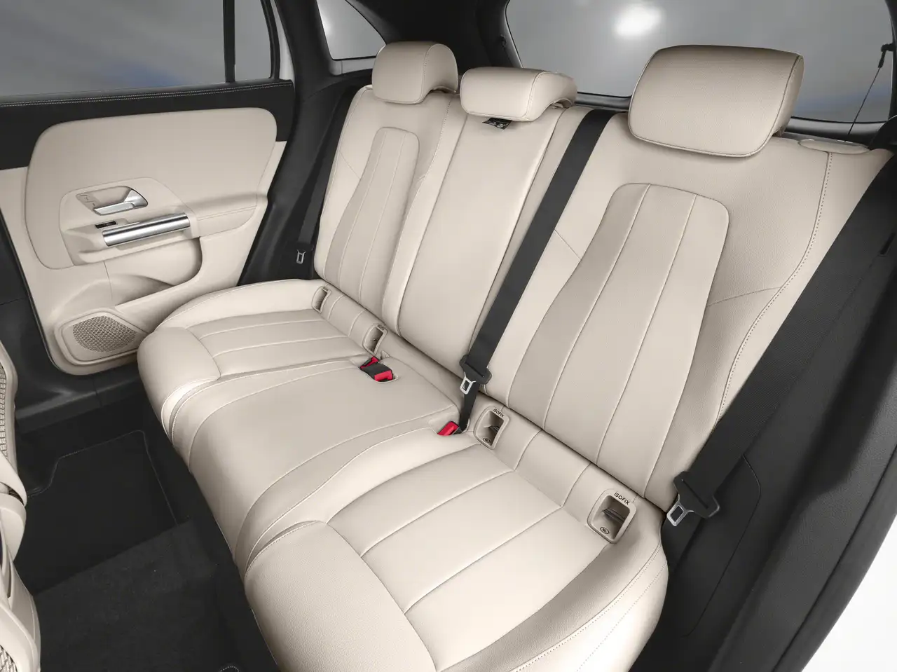 Mercedes-Benz GLA - Image 9