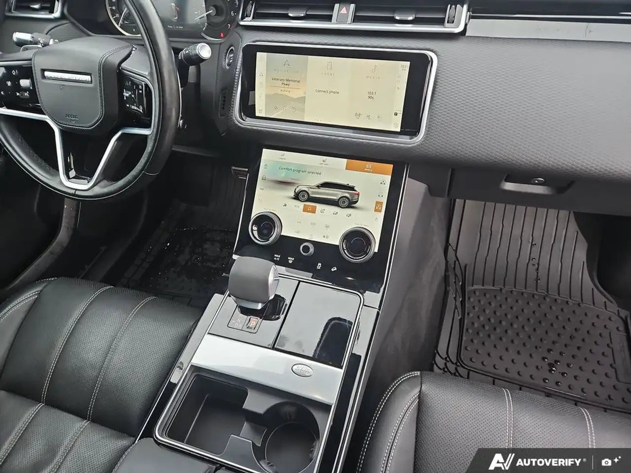 Land Rover Range Rover Velar - Image 18