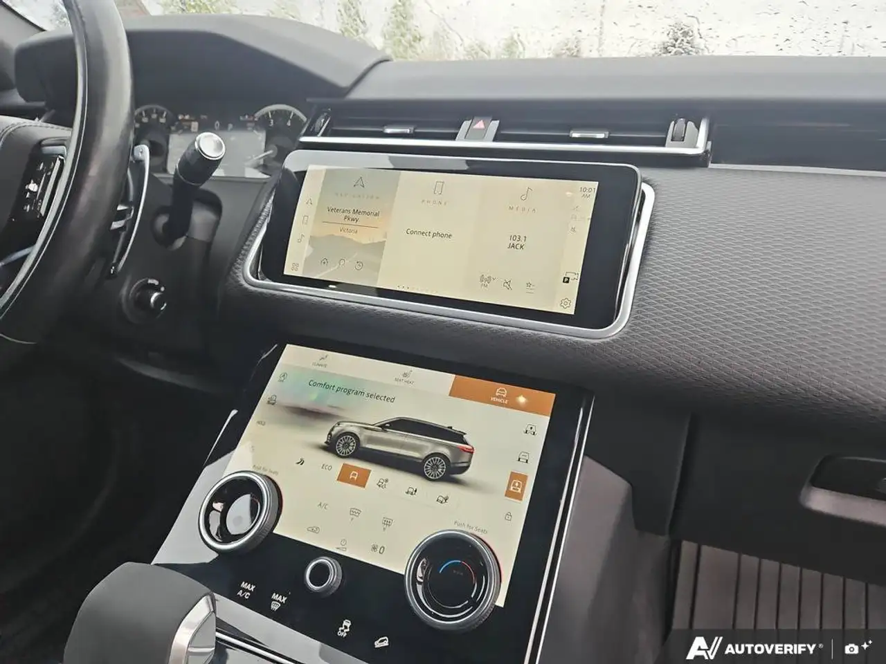 Land Rover Range Rover Velar - Image 19