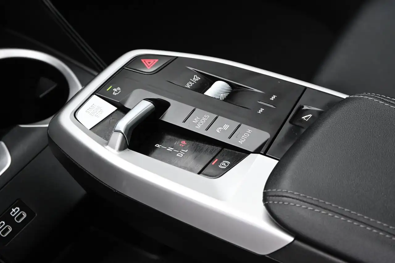 BMW X1 - Image 16
