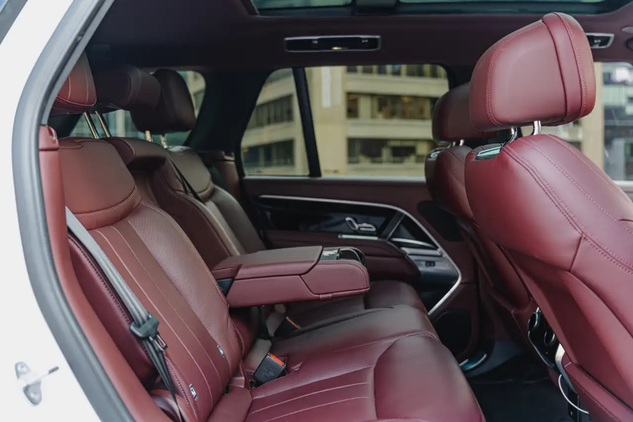 Land Rover Range Rover - Image 19