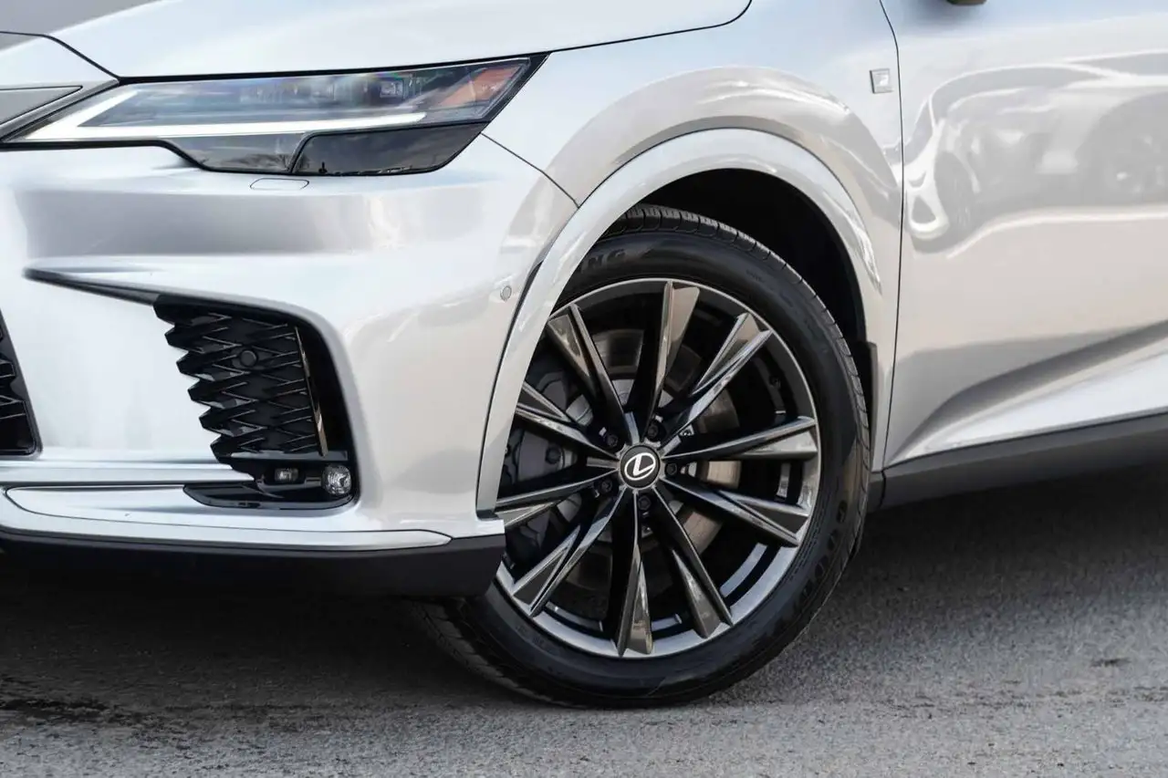 Lexus RX - Image 7