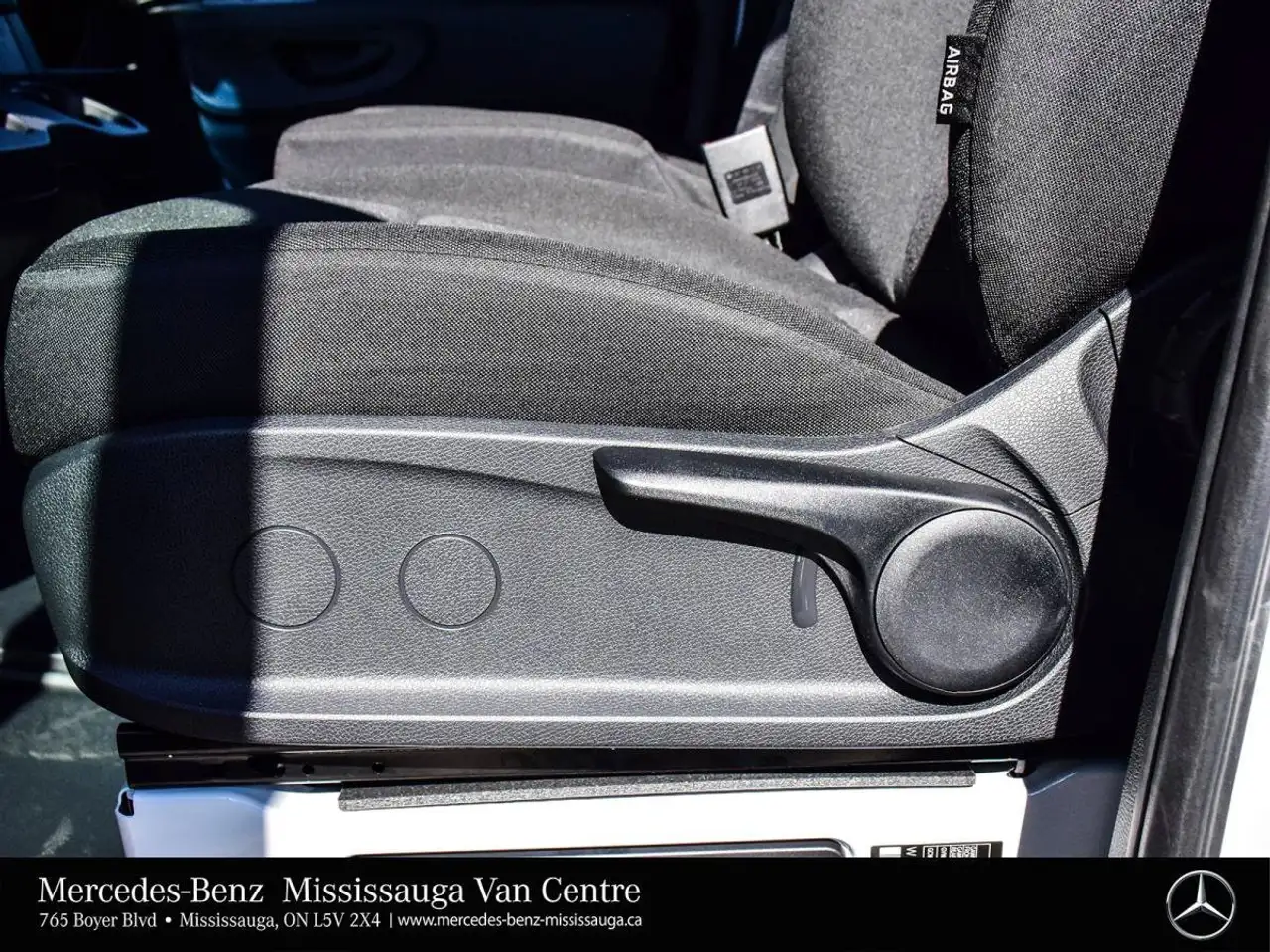 Mercedes-Benz Sprinter - Image 15
