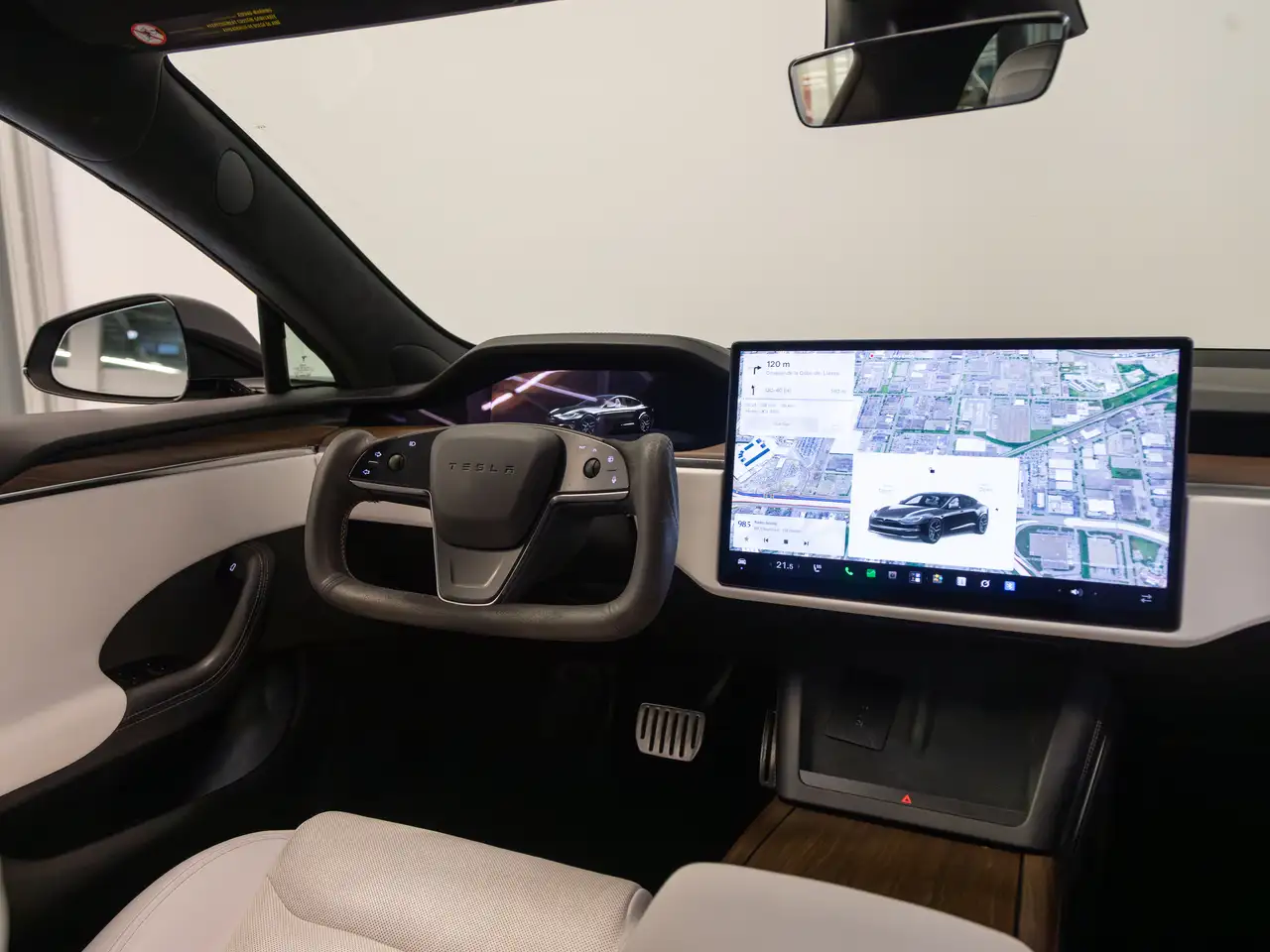 Tesla Model S - Image 8