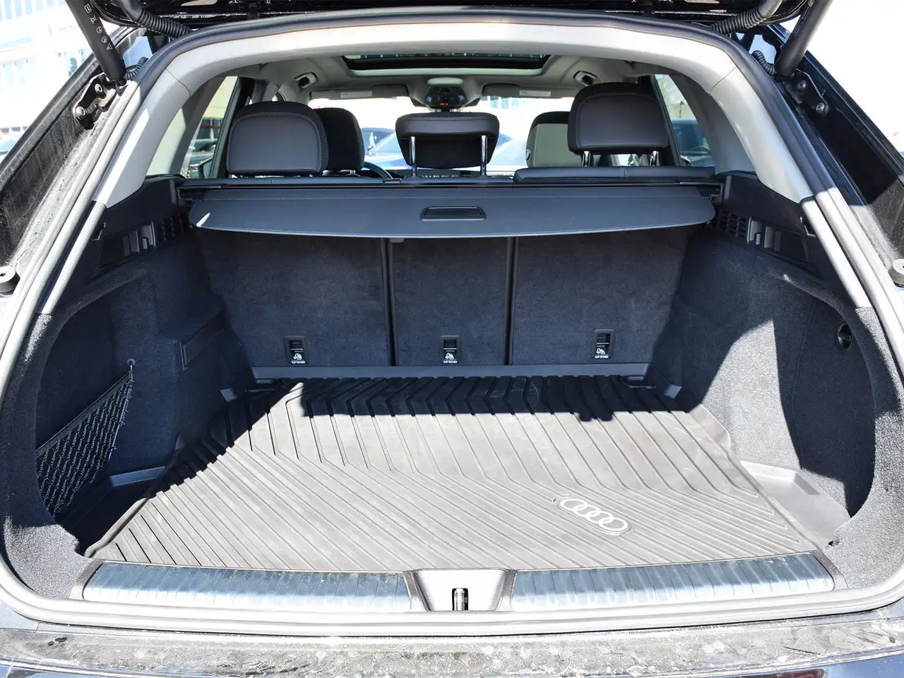 Audi Q5 - Image 10