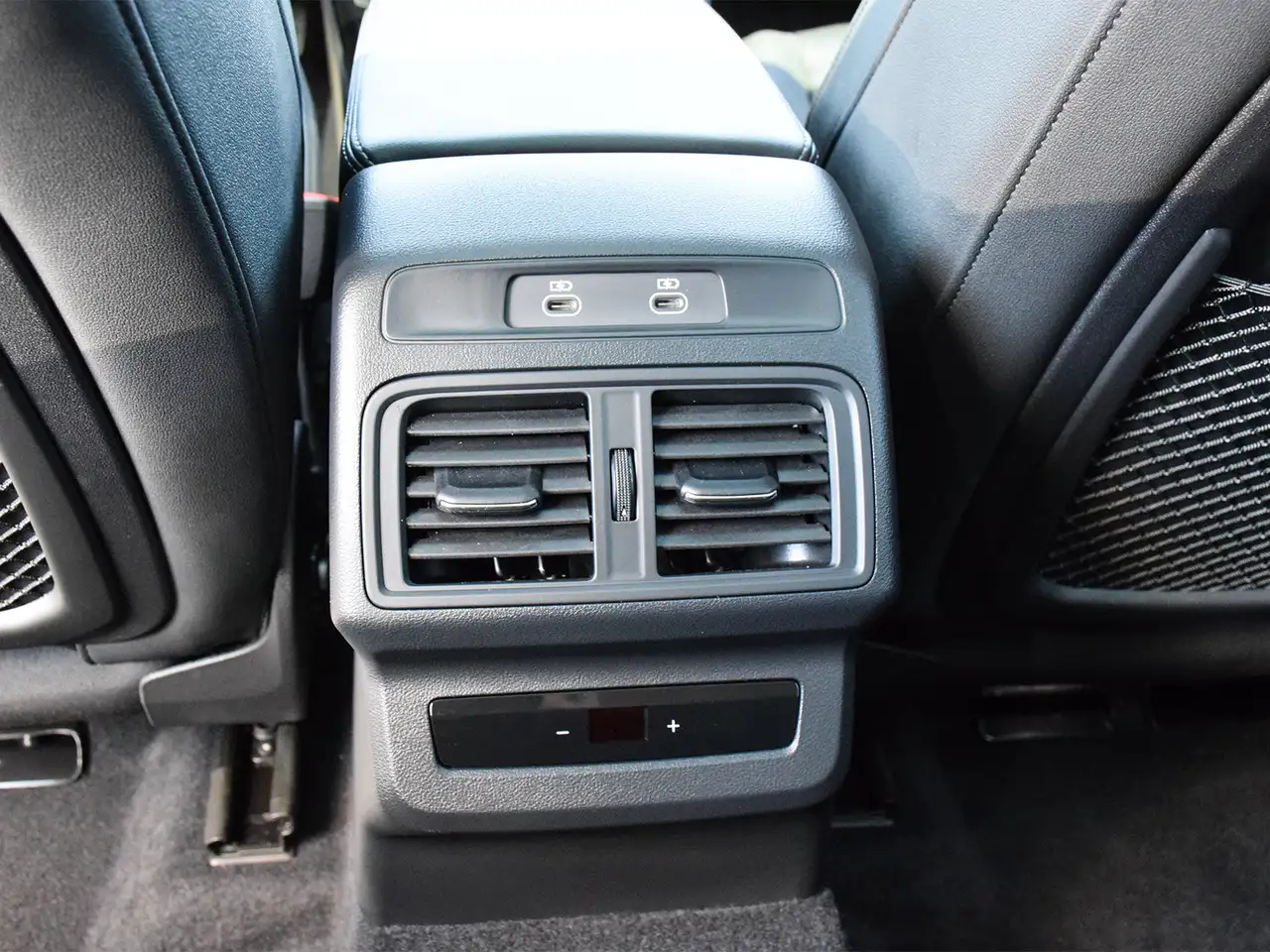 Audi Q5 - Image 17