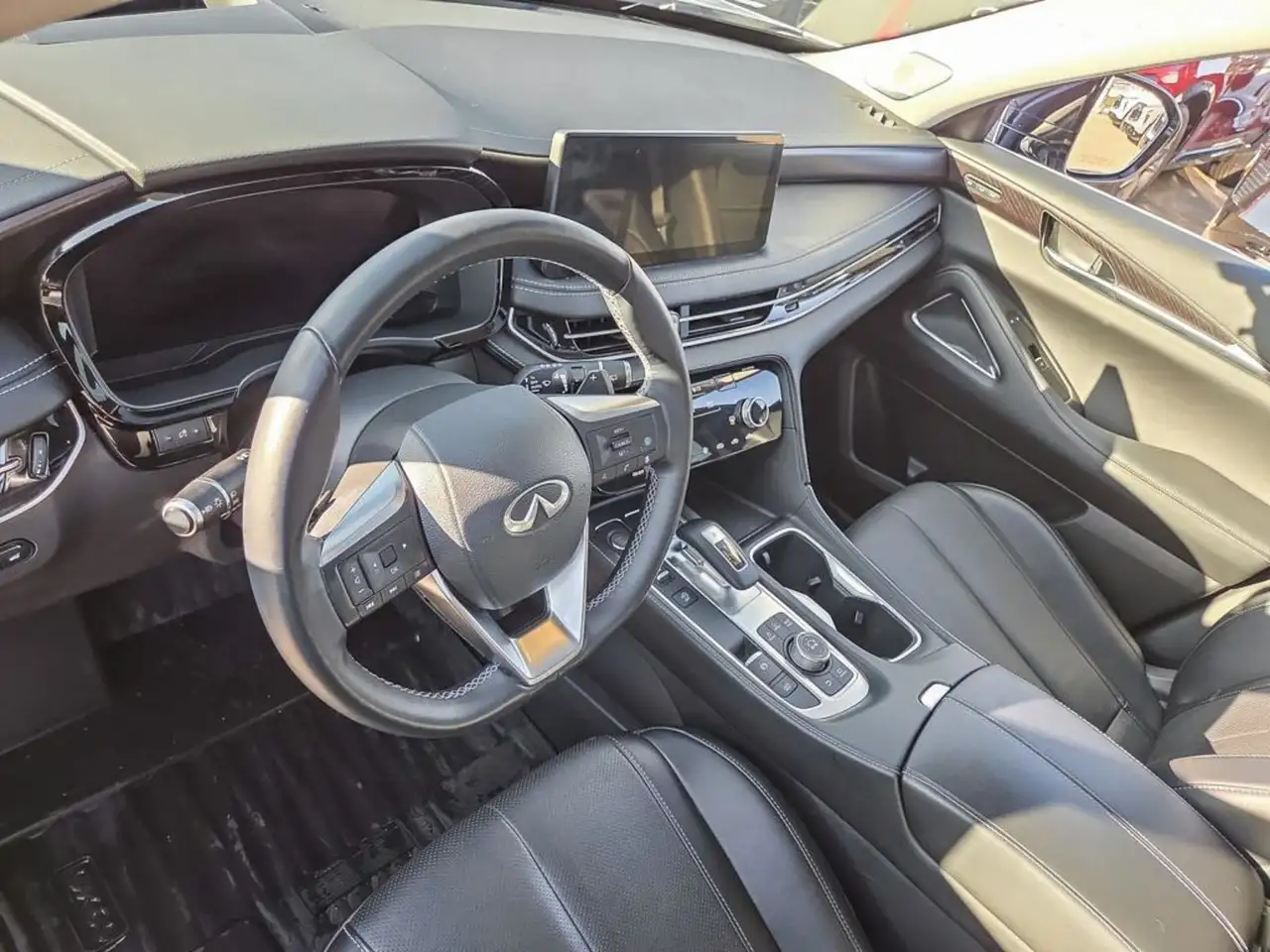 Infiniti QX60 - Image 11