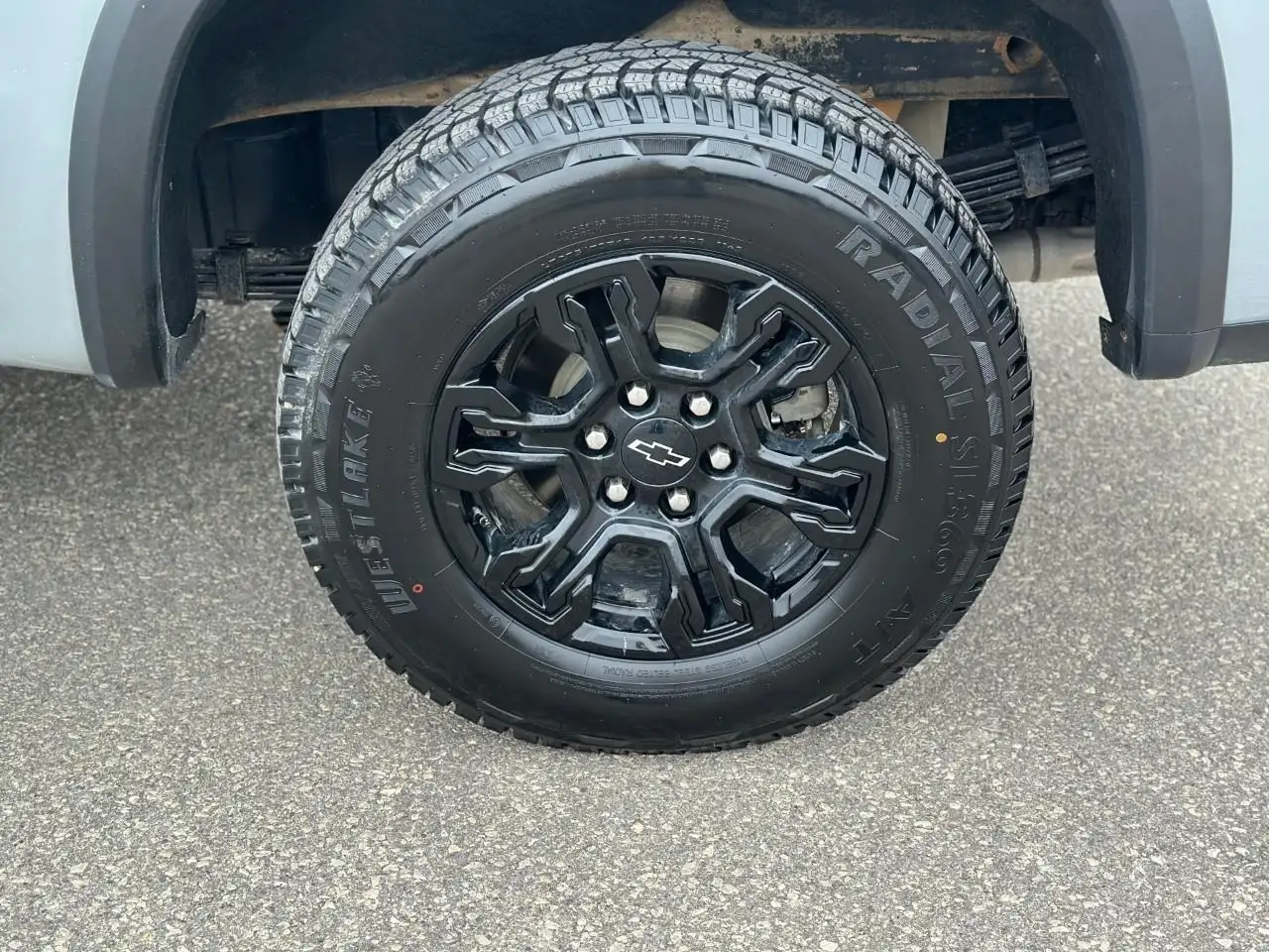 Chevrolet Silverado 1500 - Image 5