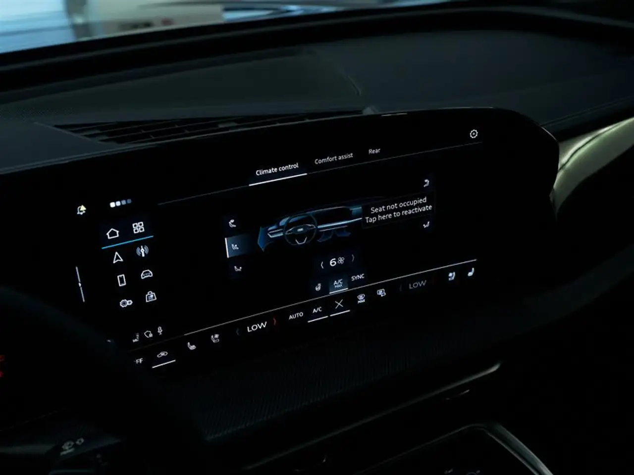 Audi SQ5 - Image 37