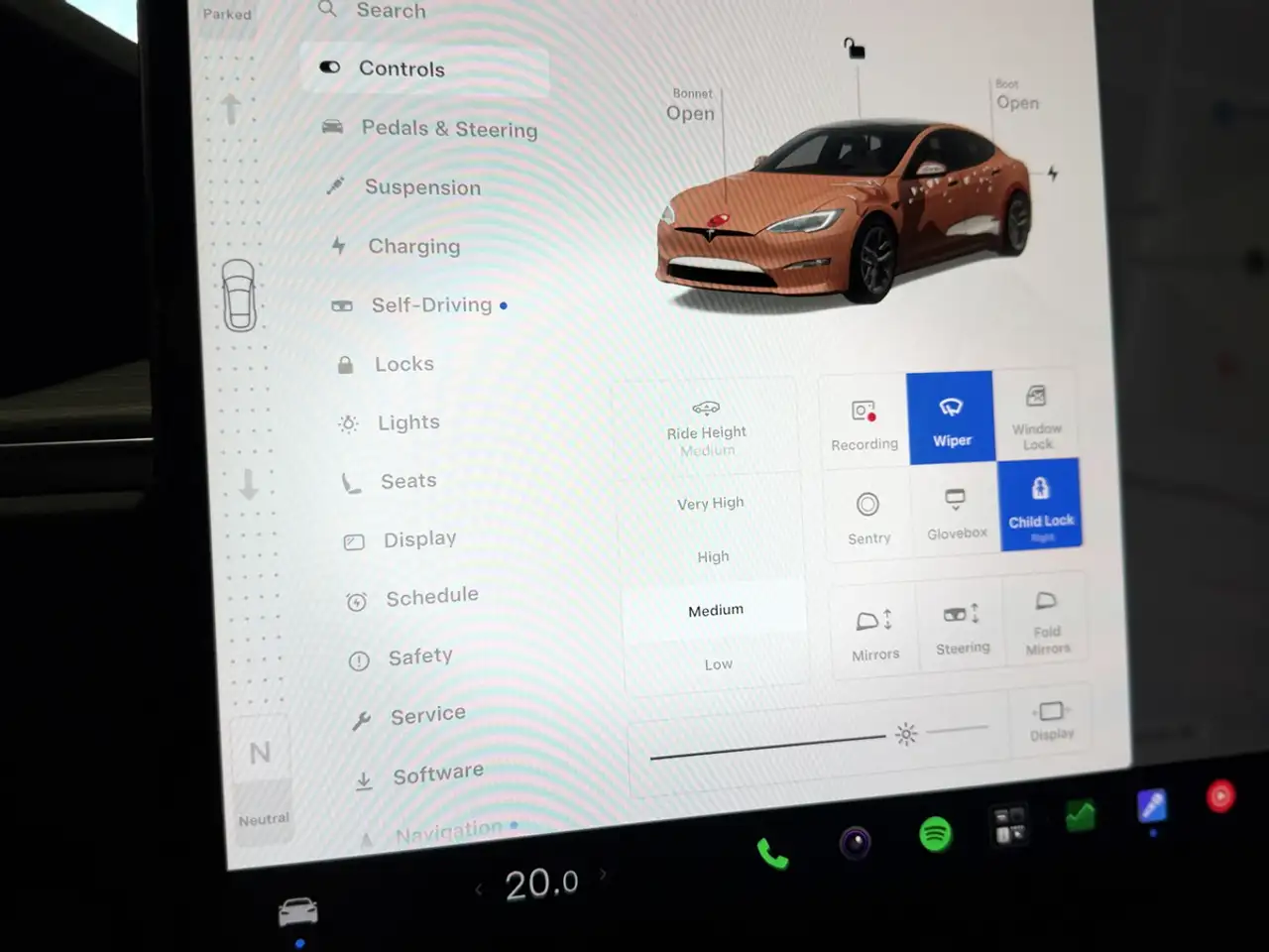 Tesla Model S - Image 25