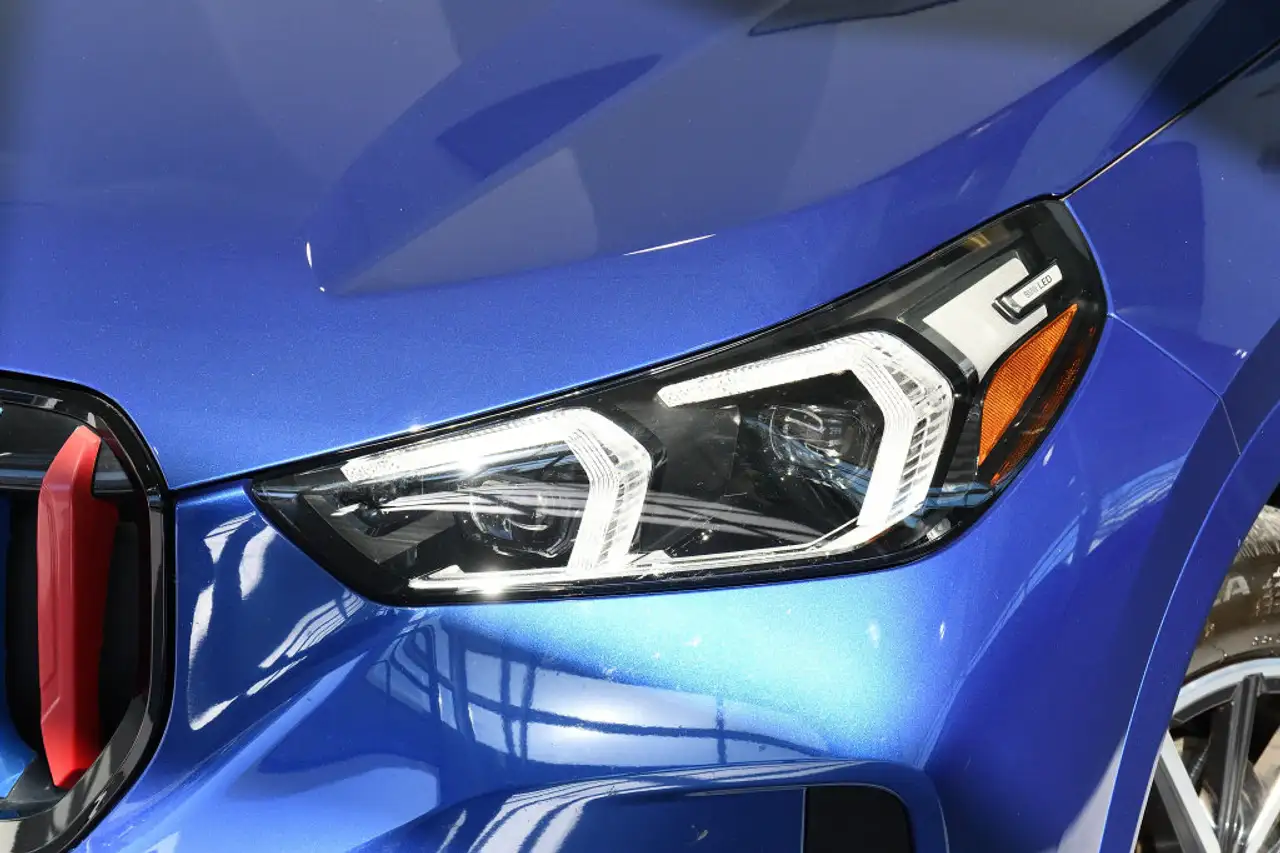 BMW X1 - Image 2