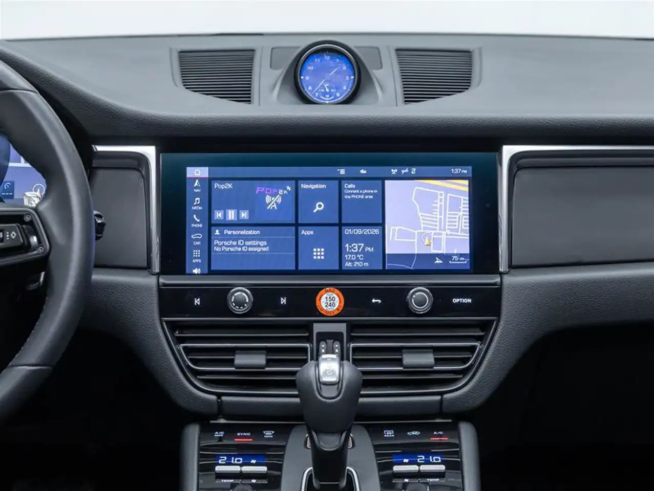 Porsche Macan - Image 38