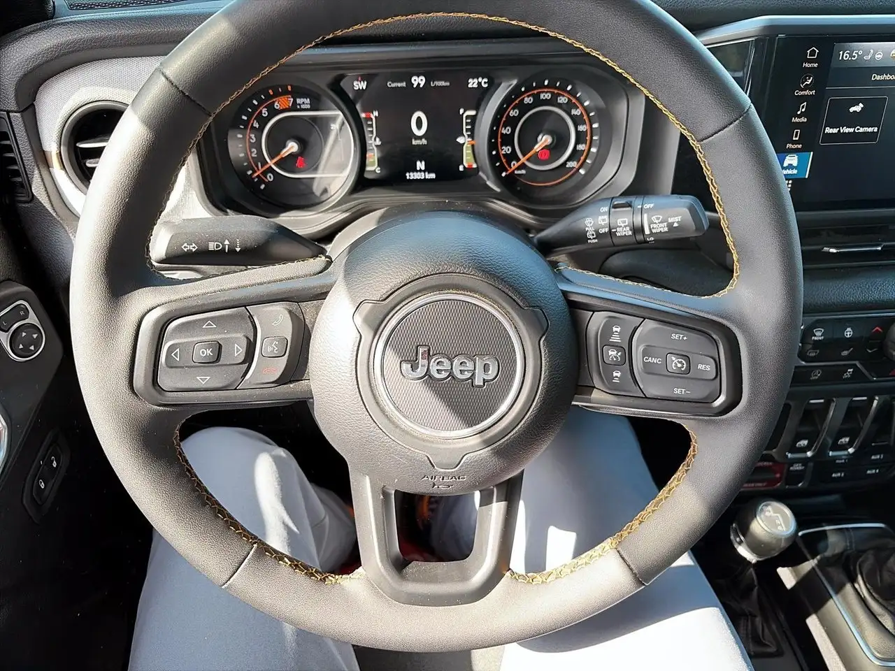 Jeep Wrangler - Image 9