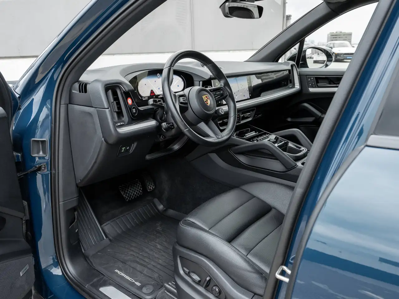 Porsche Cayenne - Image 4