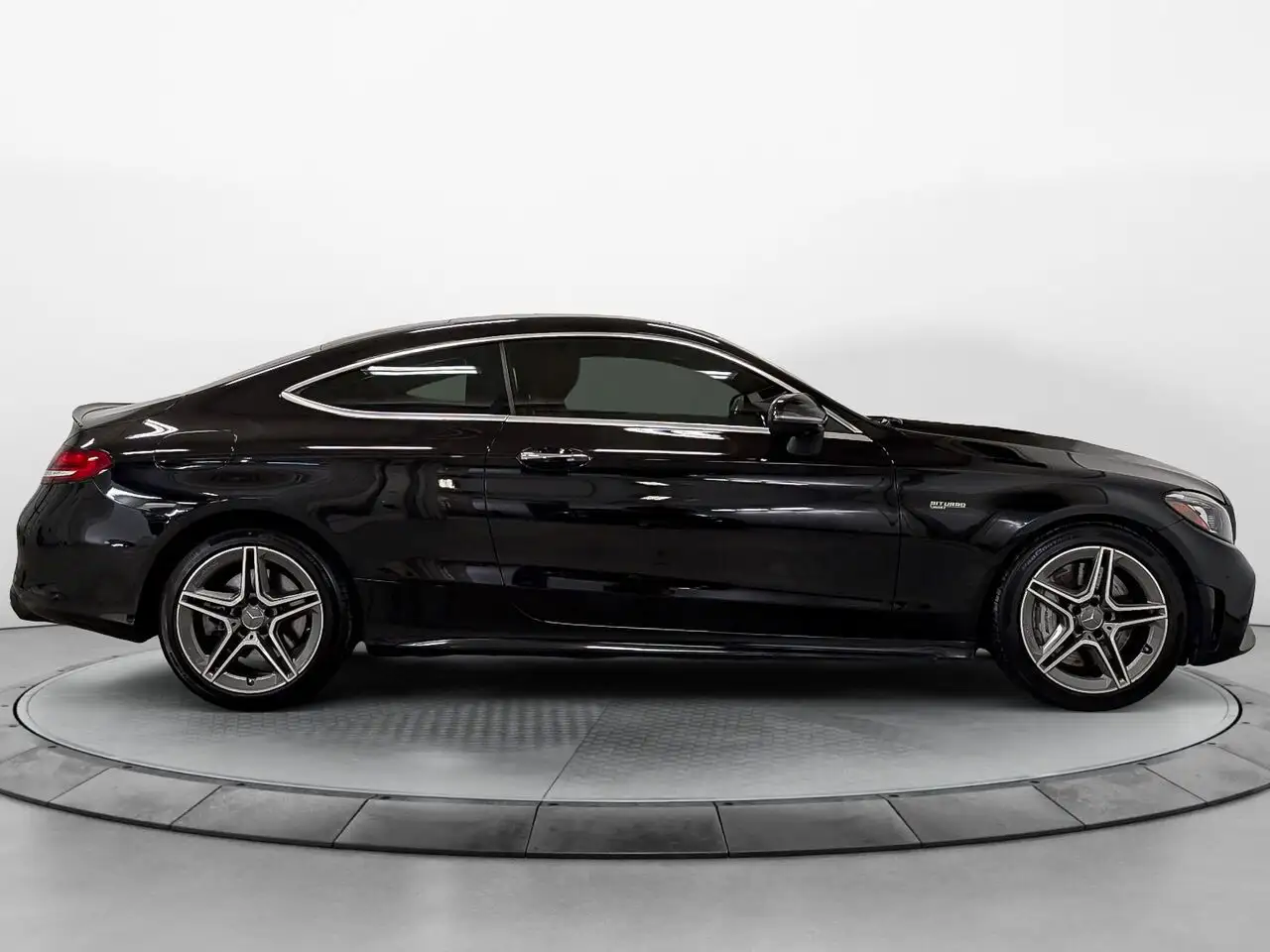 Mercedes-Benz C-Class - Image 7