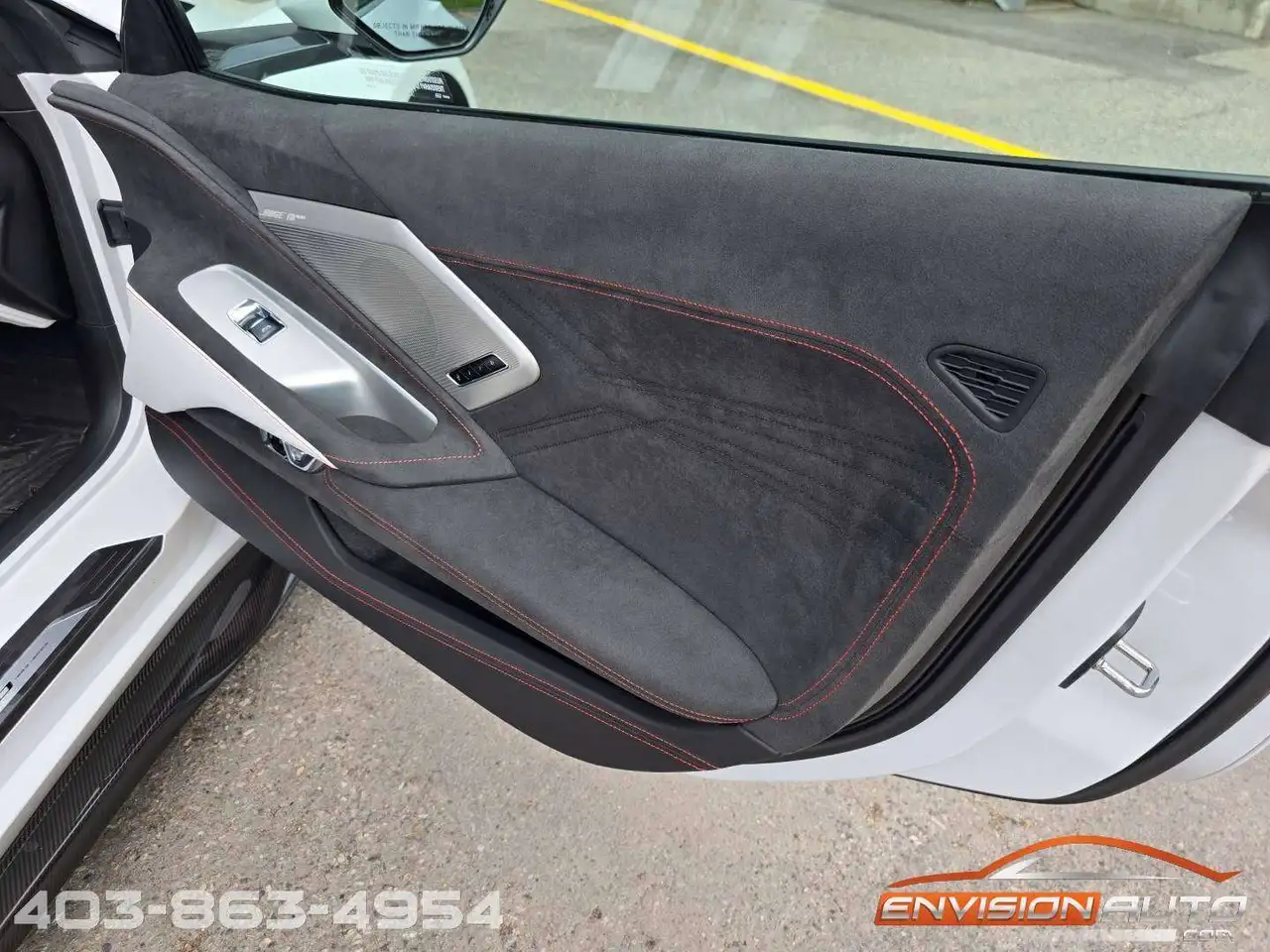 Chevrolet Corvette - Image 40