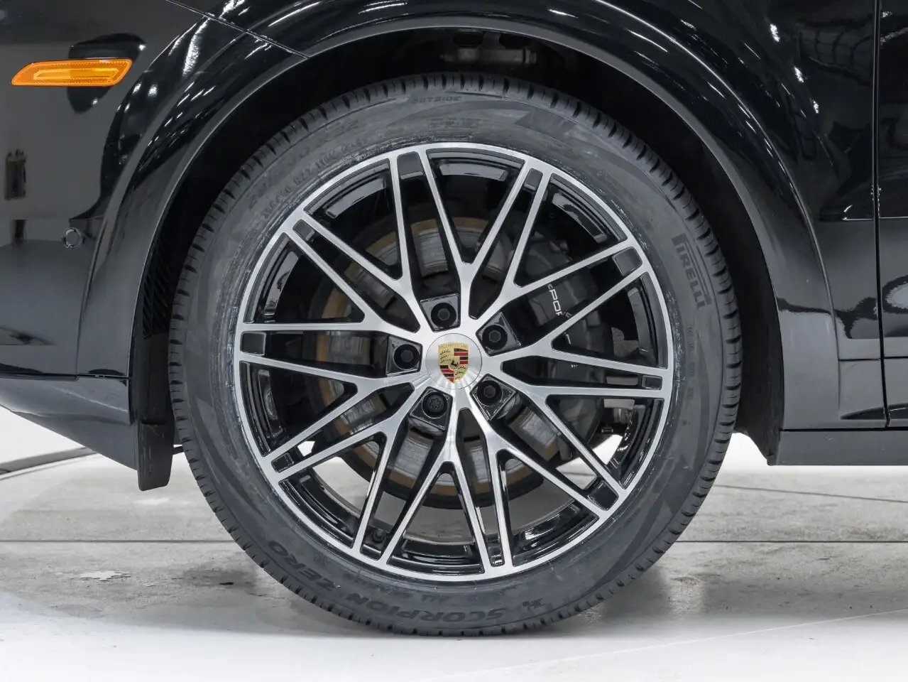 Porsche Cayenne - Image 6
