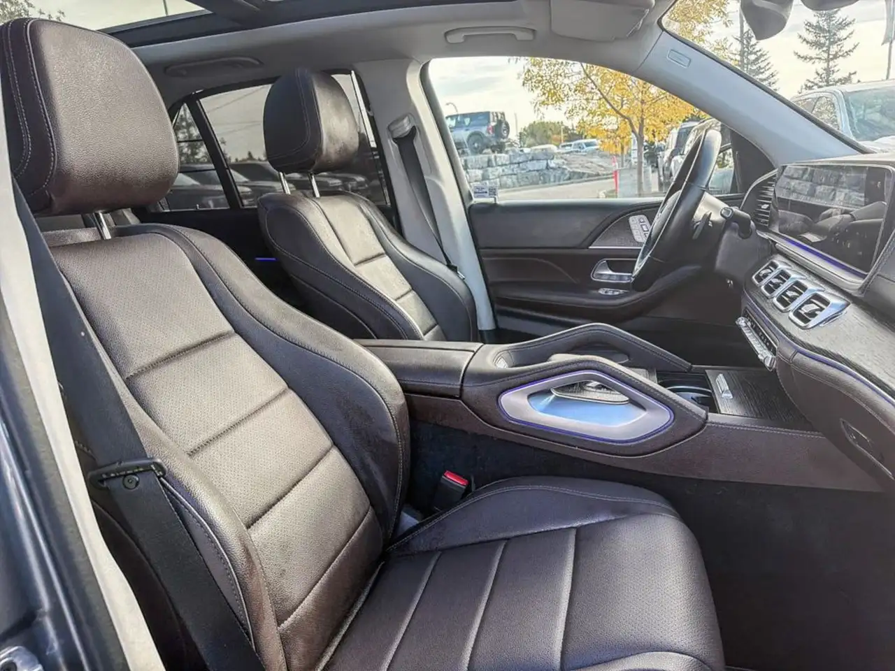 Mercedes-Benz GLE - Image 22