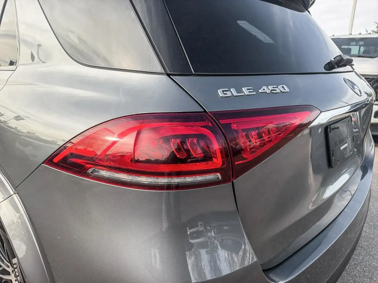Mercedes-Benz GLE - Image 11