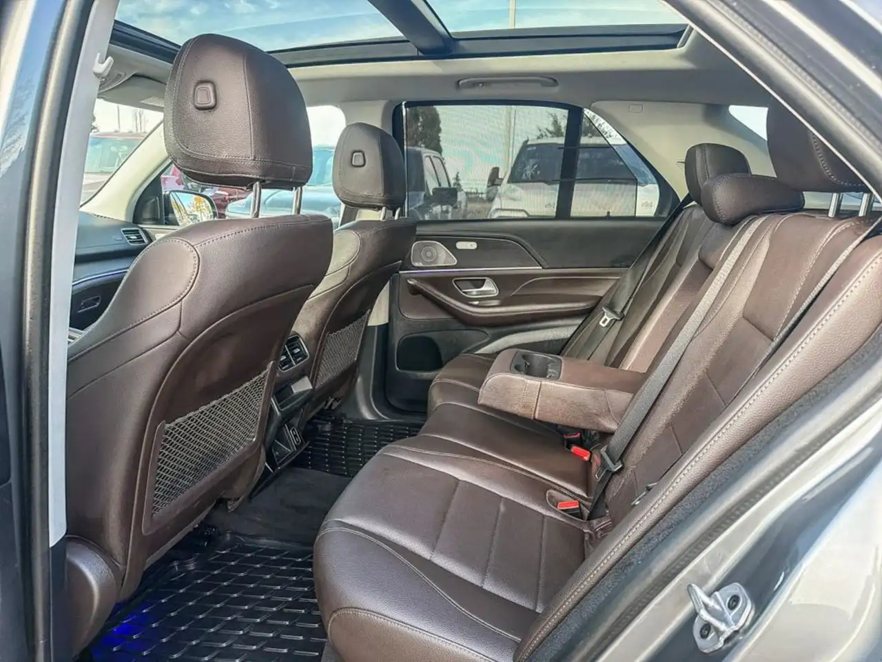 Mercedes-Benz GLE - Image 23