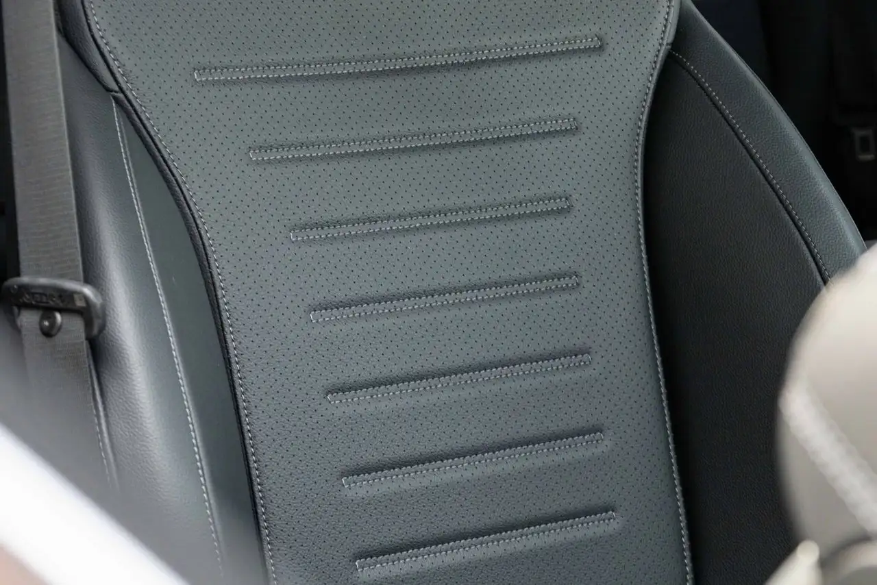 Mercedes-Benz GLC - Image 20