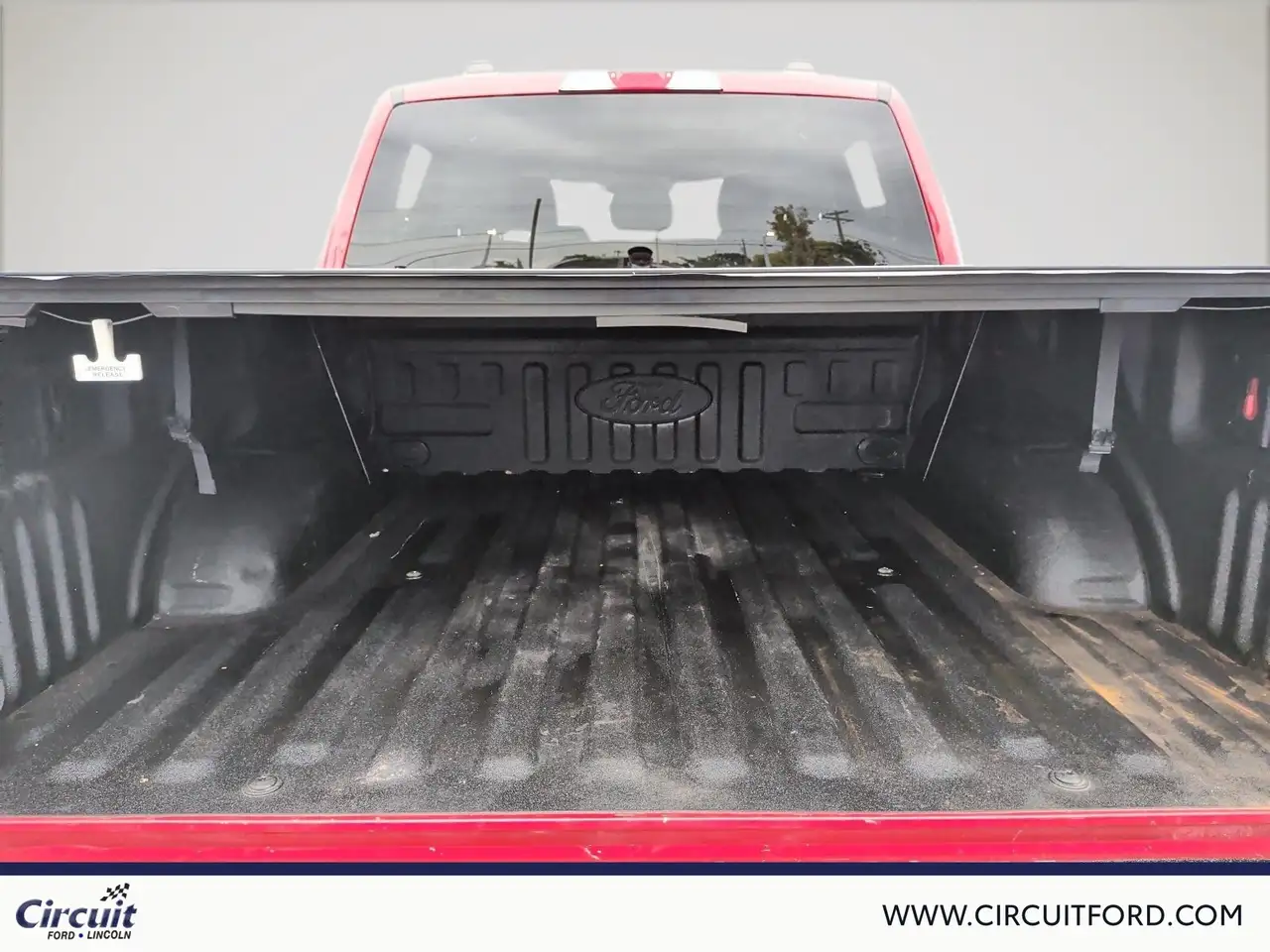 Ford F-150 - Image 17