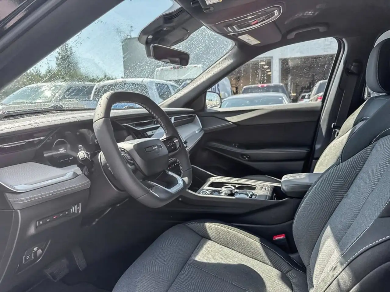Jeep Cherokee - Image 12
