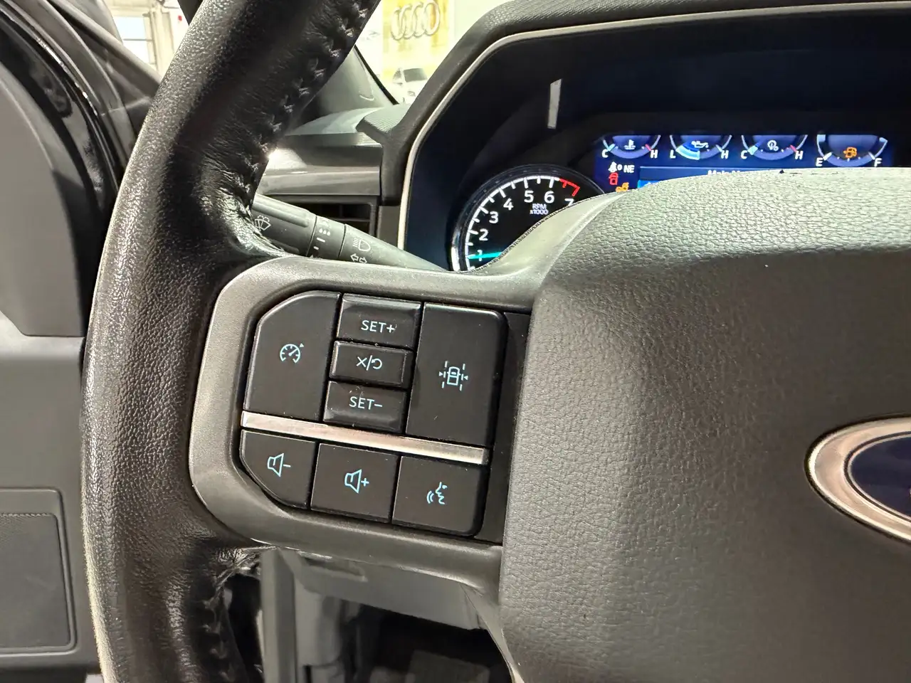 Ford F-150 - Image 15