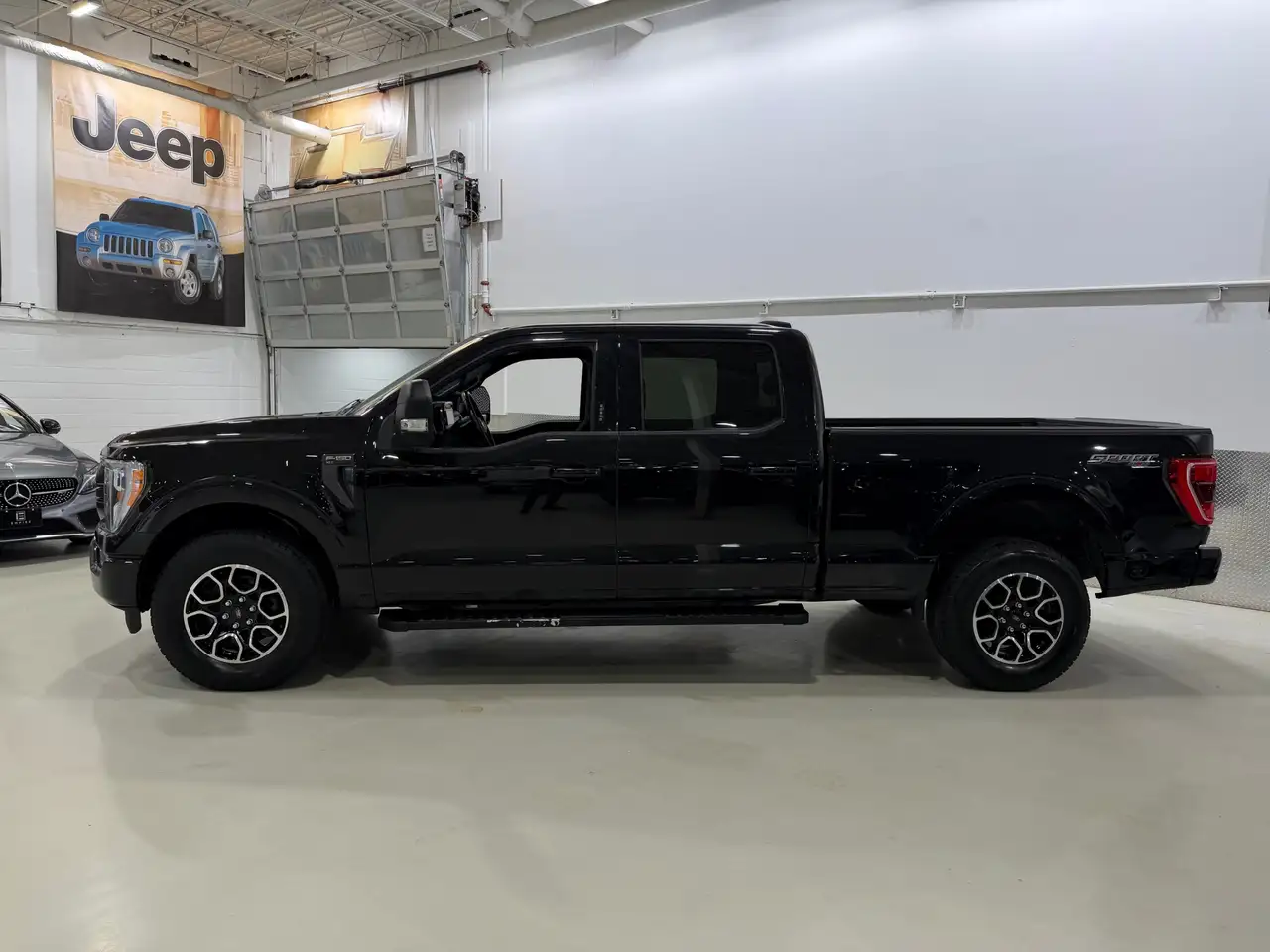 Ford F-150 - Image 2