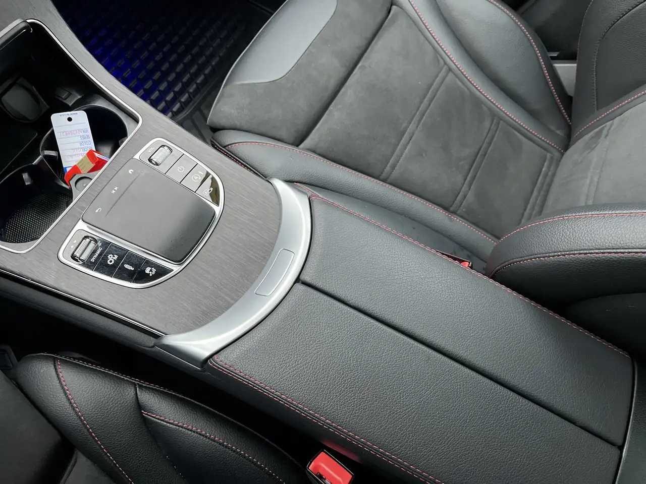 Mercedes-Benz GLC - Image 21