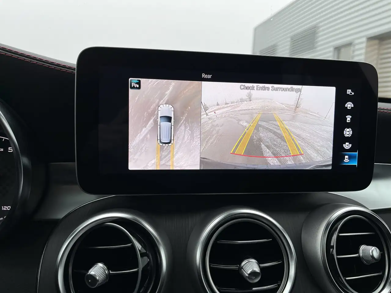 Mercedes-Benz GLC - Image 17